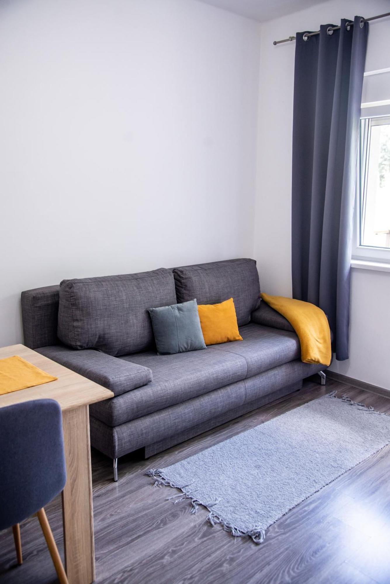 Apartmani Maslacak Vrdnik Exteriör bild