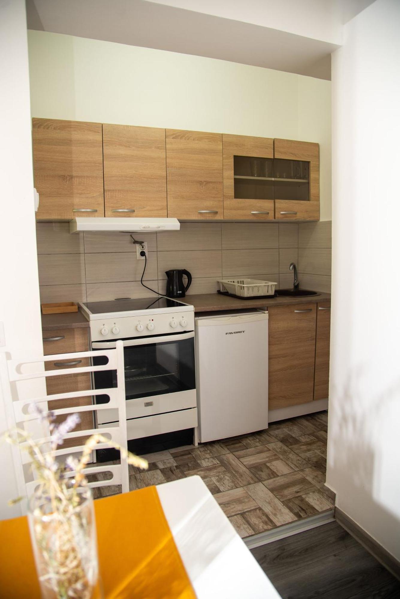 Apartmani Maslacak Vrdnik Exteriör bild